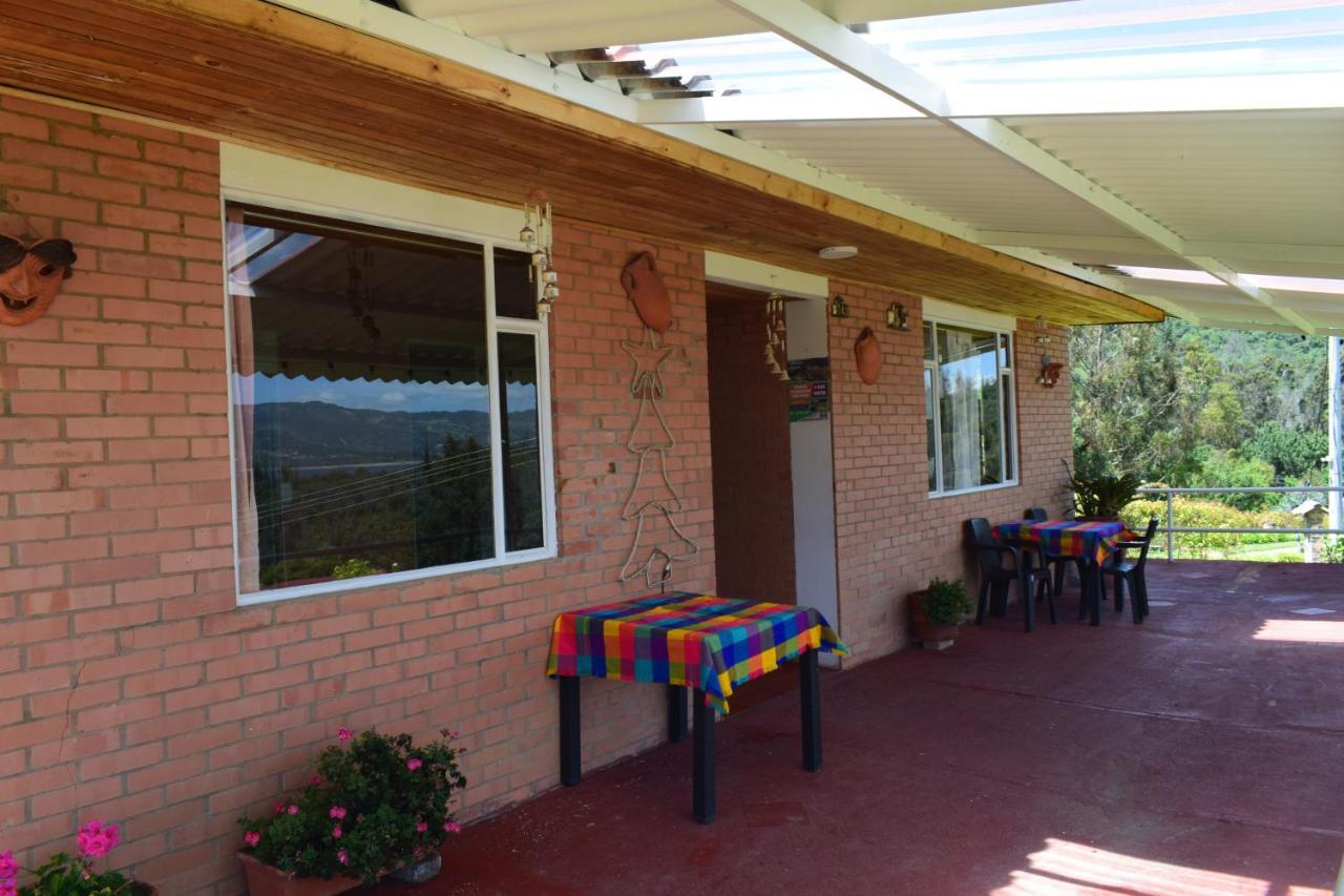 גוואטביטה Villa Santa Helena מראה חיצוני תמונה
